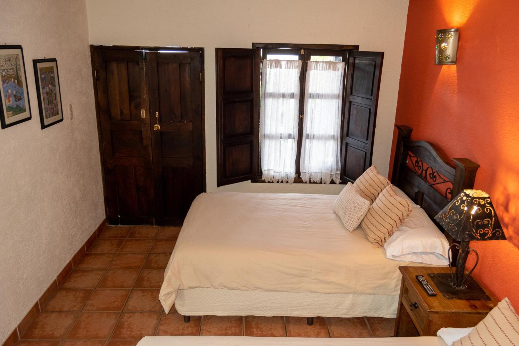 Hotel La Villa Serena Antigua Стая снимка