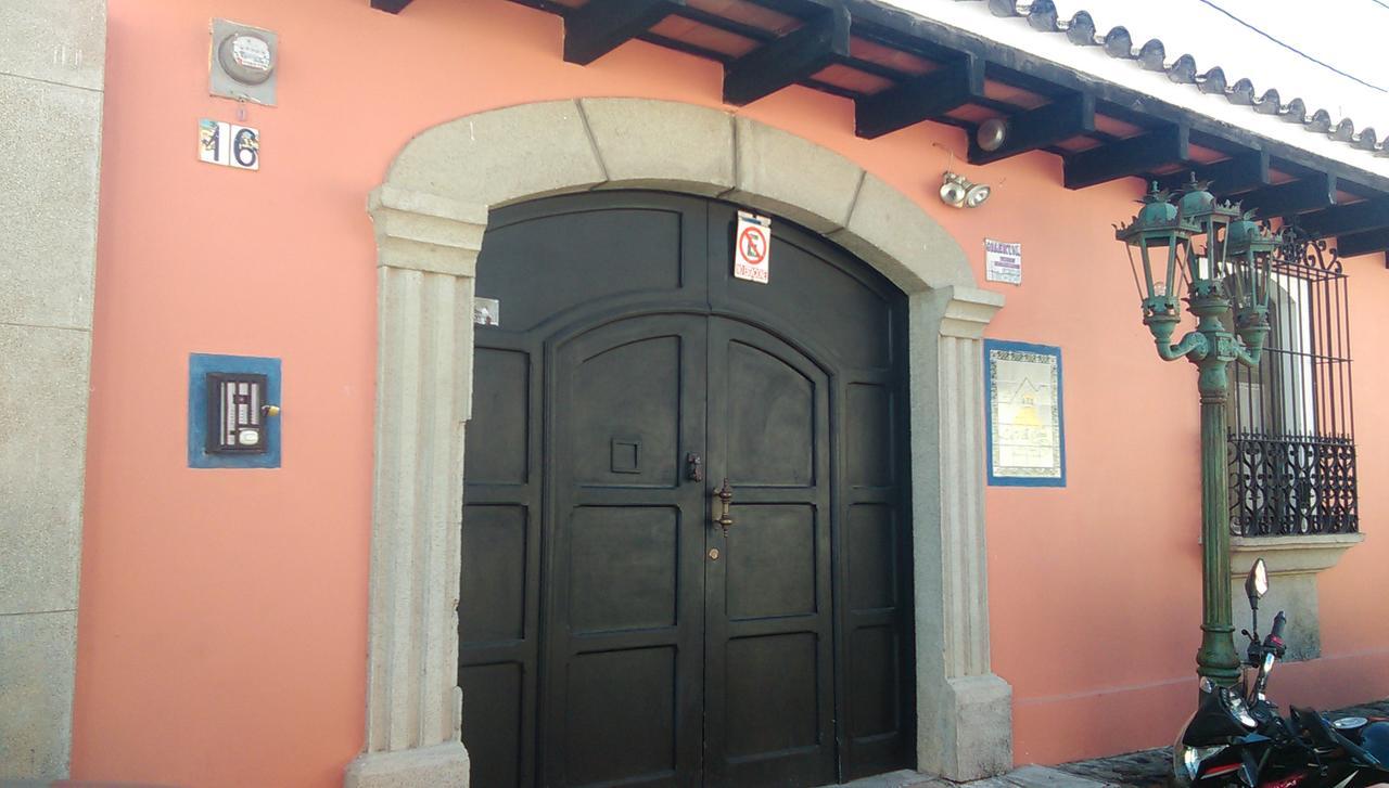 Hotel La Villa Serena Antigua Екстериор снимка